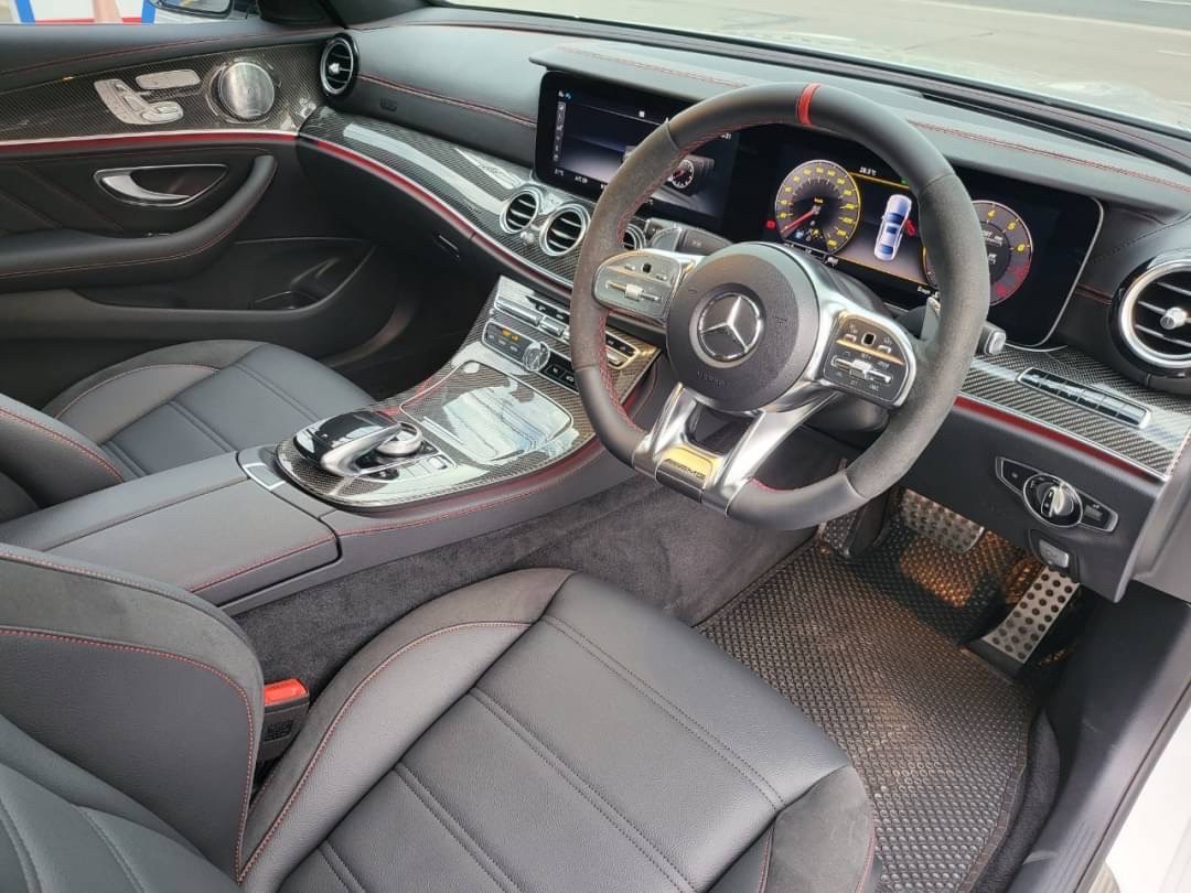 MERCEDES-BENZ AMG E53  ( 4MATIC + )