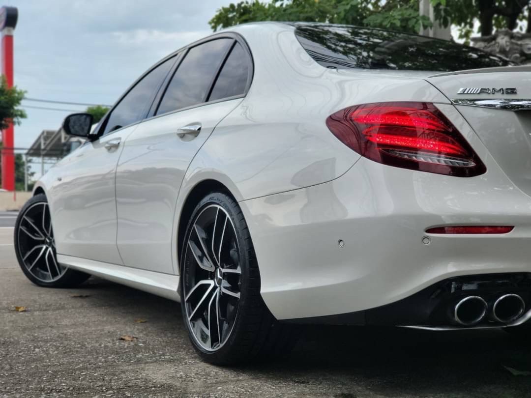 MERCEDES-BENZ AMG E53  ( 4MATIC + )