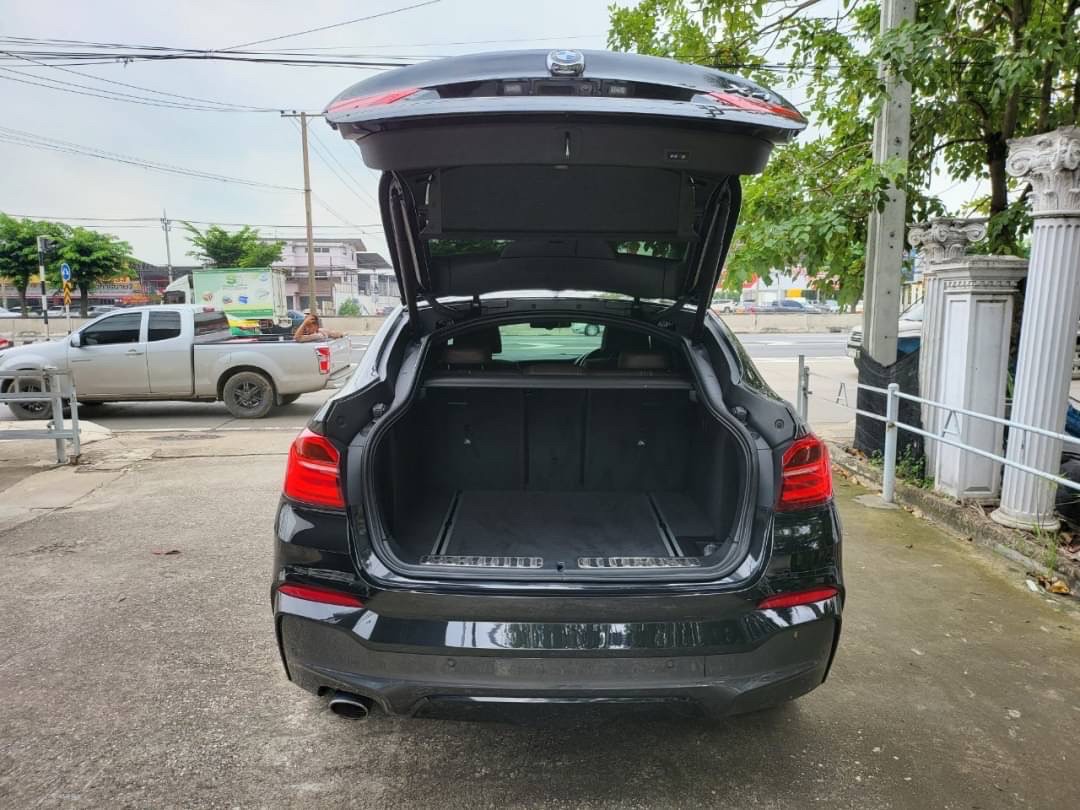 BMW X4 xDrive 20d  M-SPORT ( F26 )